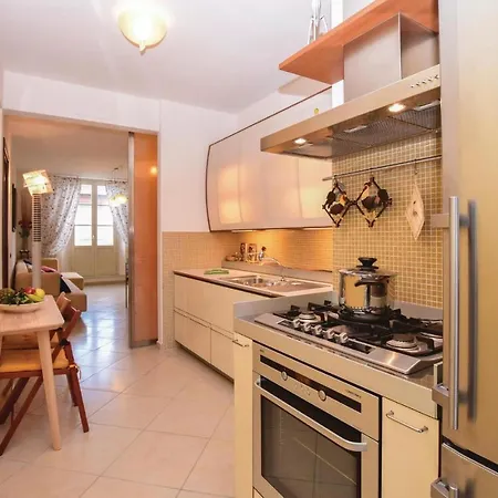 Casa Virgilio Viareggio